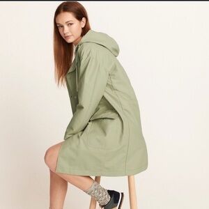 J Crew Green Double-breasted raincoat size MP